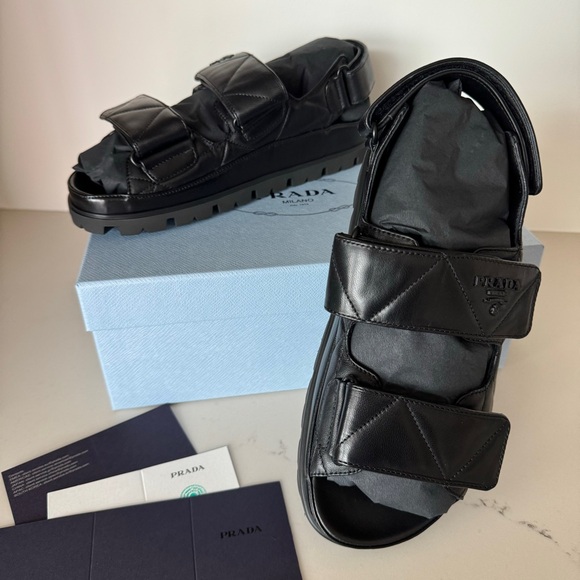 🖤NEW🖤PRADA Quilted Leather Strap Sandals, 40 - Picture 4 of 15